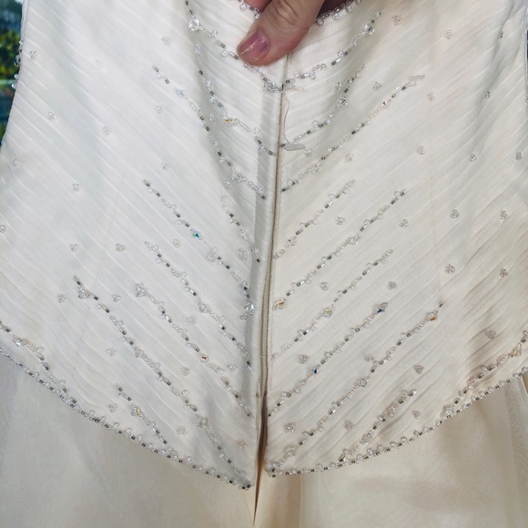 Andaluzia Couture Wedding dress - Picture 4 of 7